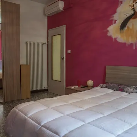Fly House Bologna...Un Appartamento Al Volo Exterior photo